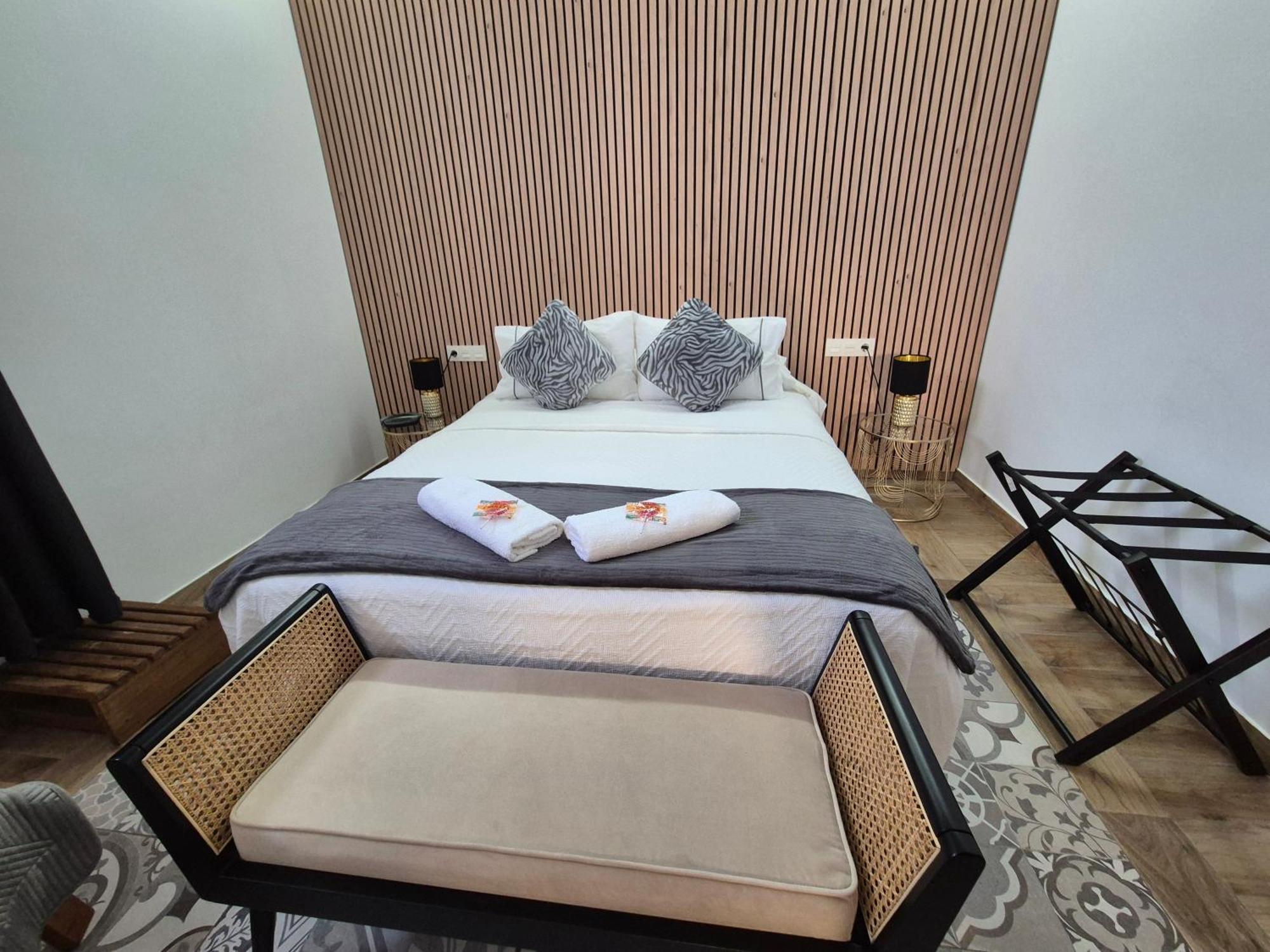 Home Suites Center Granada Exteriör bild
